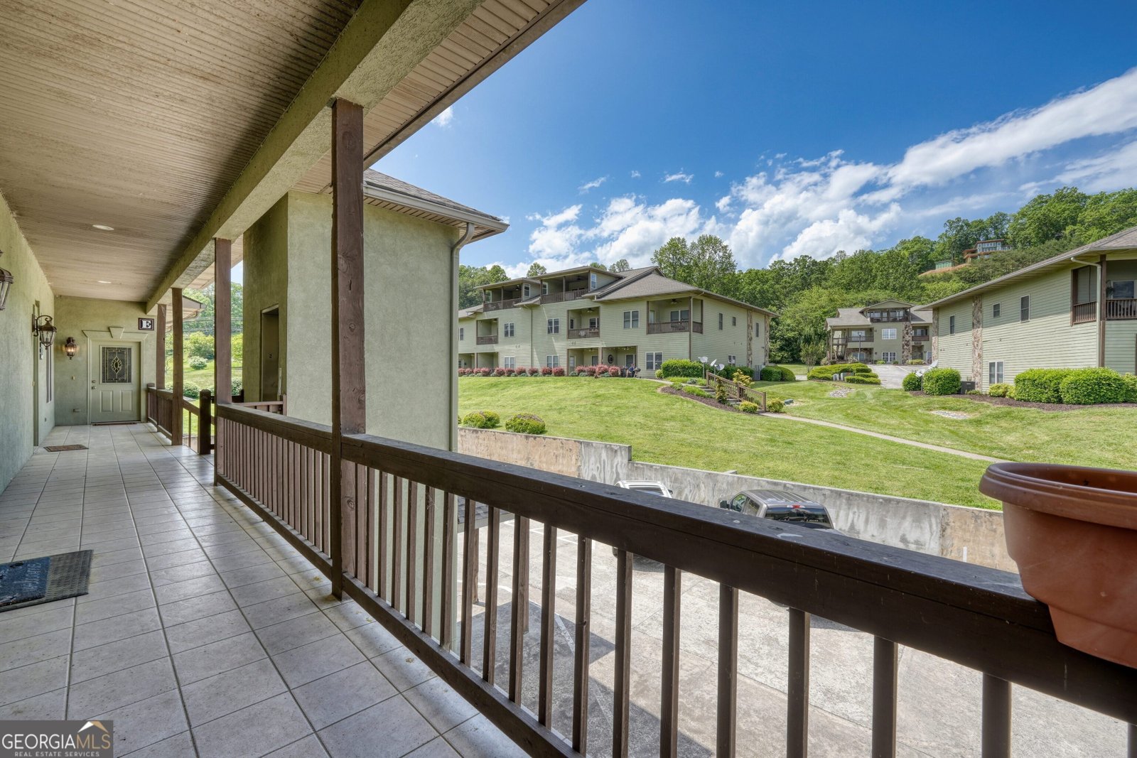 1649-H Lakeview Drive Young Harris - 42