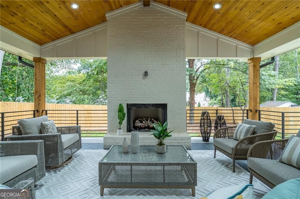 1653 Pamela Drive Brookhaven - 18