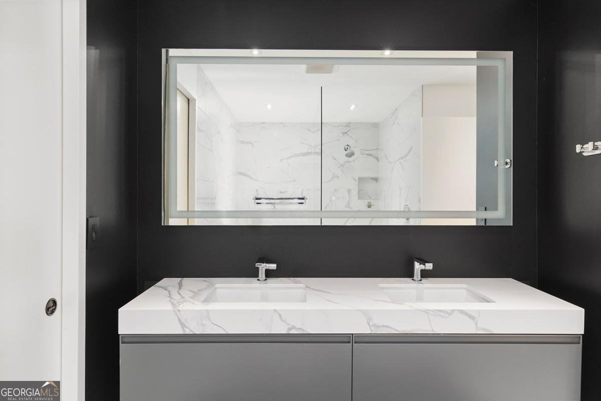 2660 Peachtree Road Atlanta - 33