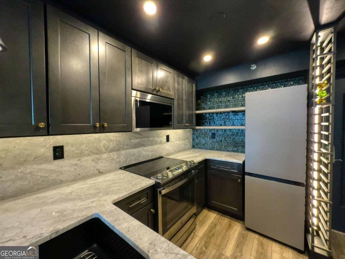 2870 Pharr Court South Atlanta - 8