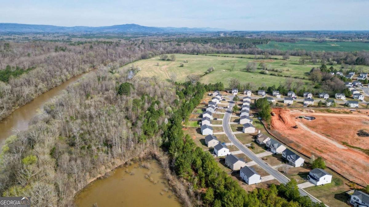 749 Riverside Drive Calhoun - 7