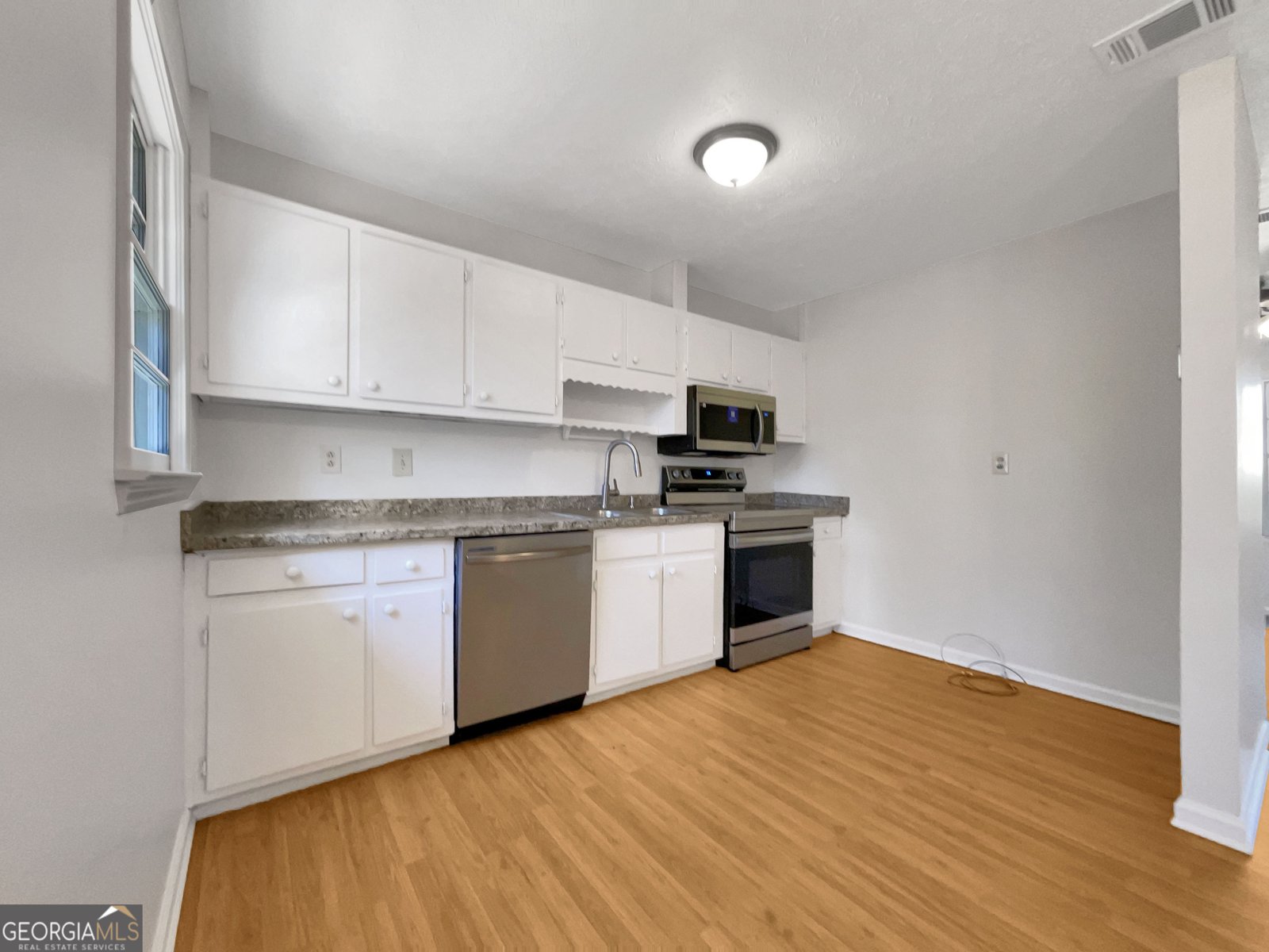 3686 Sweetbriar Circle Lithia Springs - 12