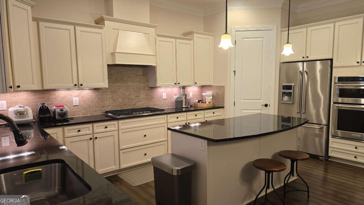 112 Austin Drive Sandy Springs - 11