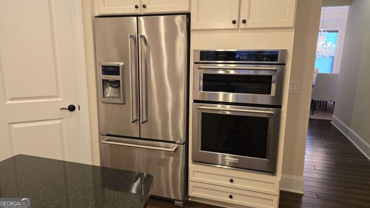 112 Austin Drive Sandy Springs - 14