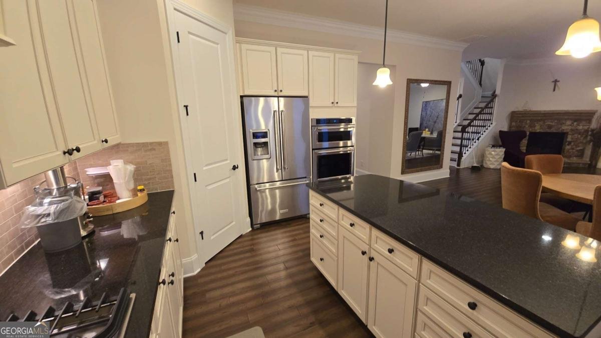 112 Austin Drive Sandy Springs - 18