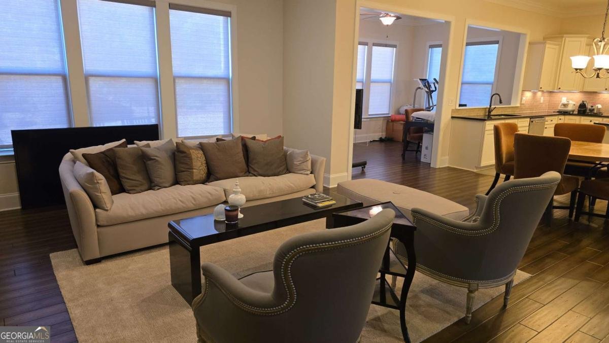 112 Austin Drive Sandy Springs - 22