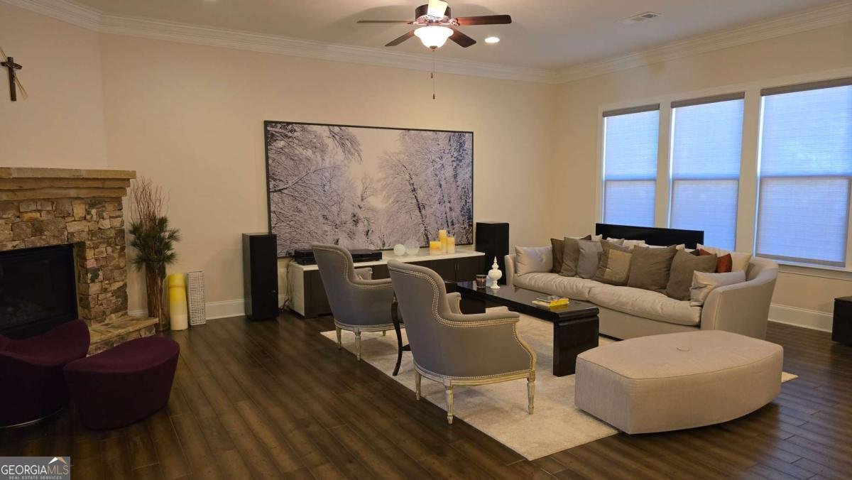 112 Austin Drive Sandy Springs - 25