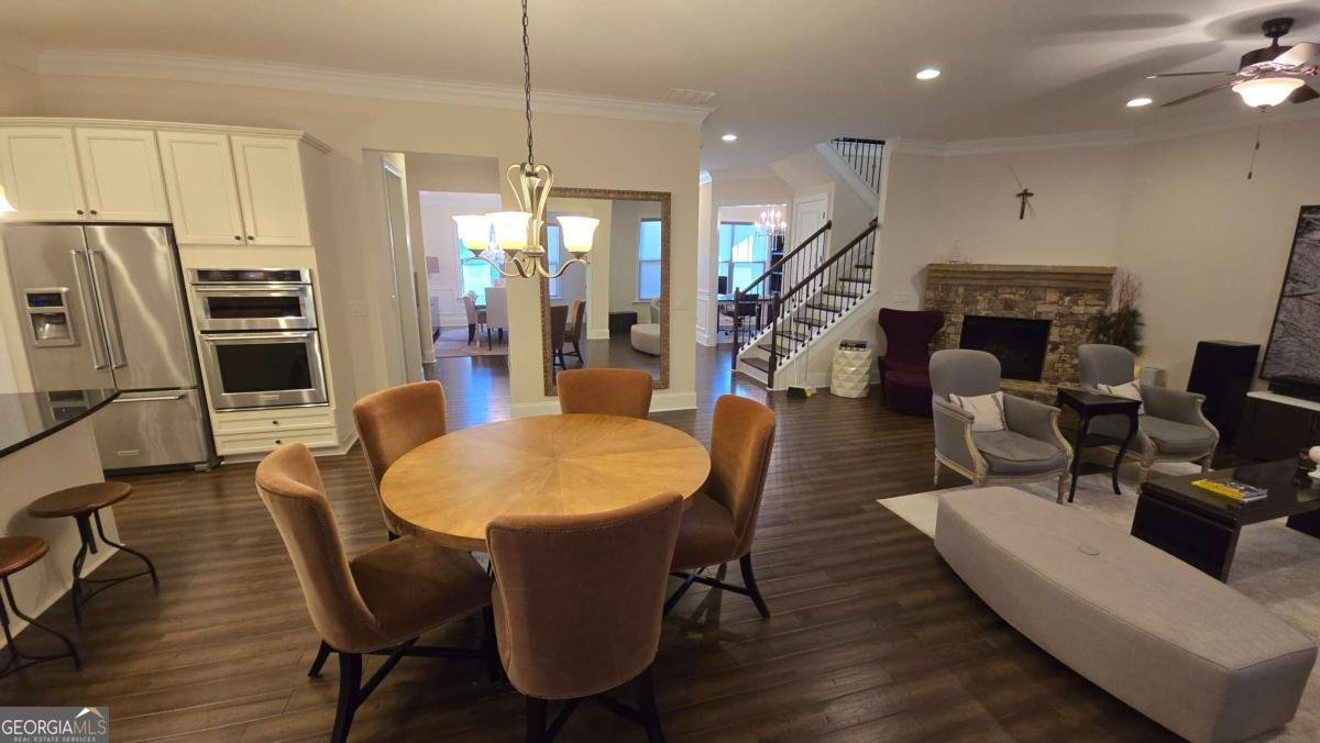 112 Austin Drive Sandy Springs - 27