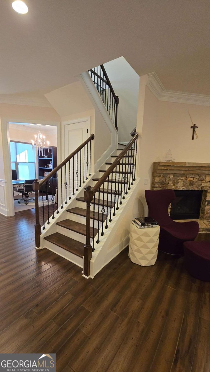 112 Austin Drive Sandy Springs - 36