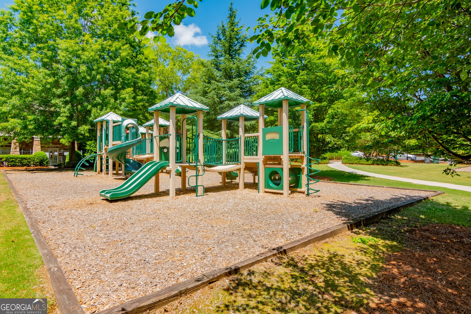 216 CRESCENT MOON Way Canton - 45