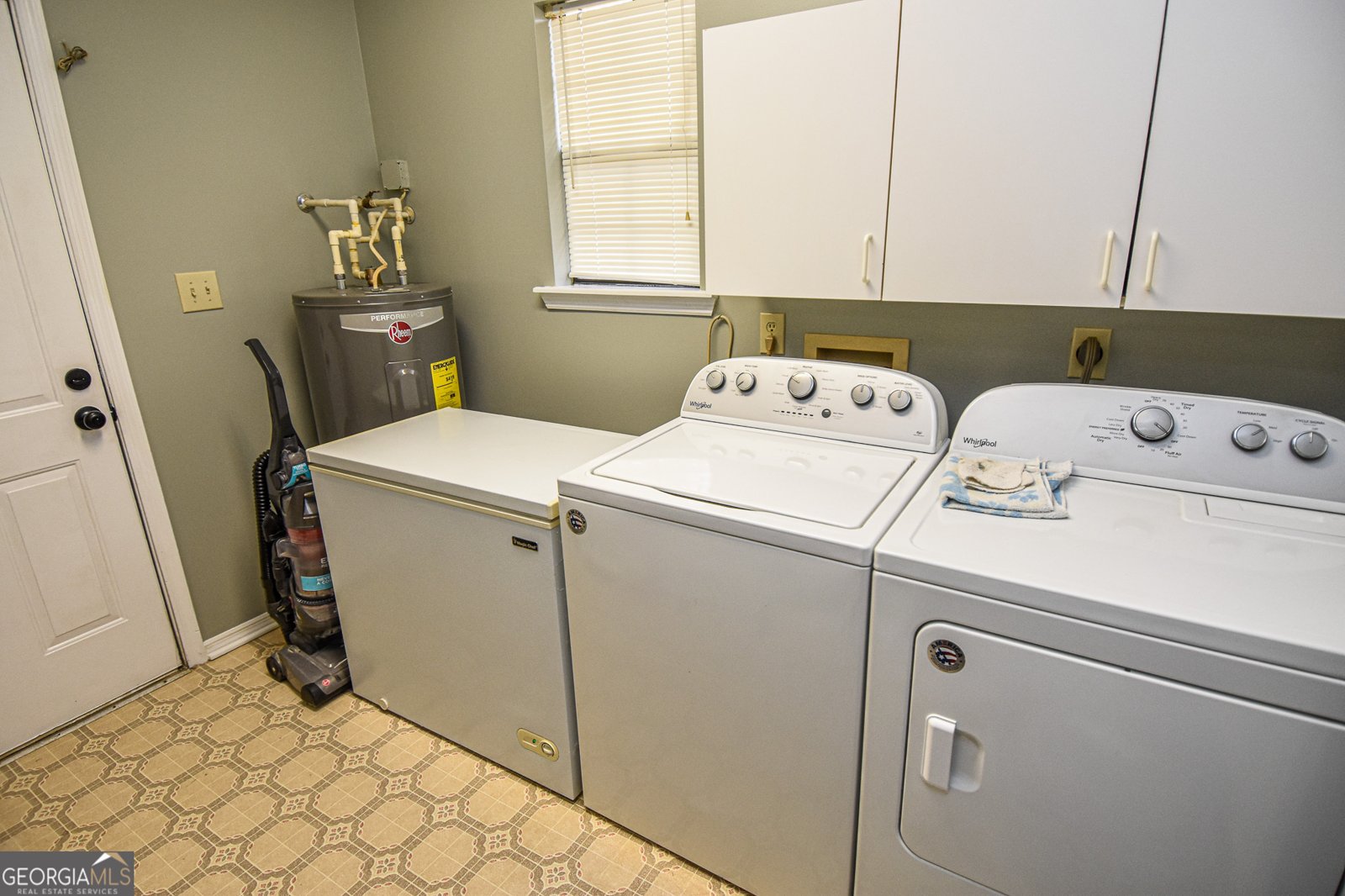 415 Tussahaw Point Drive Jackson - 45