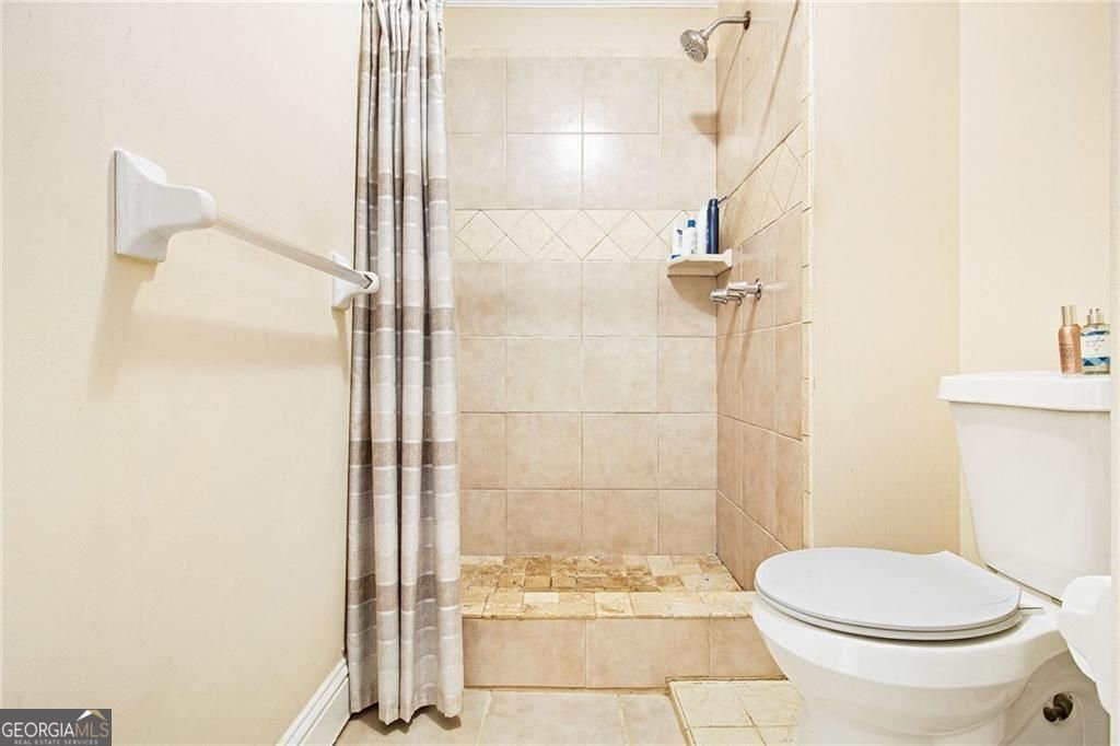 1472 Hartman Drive Lilburn - 32