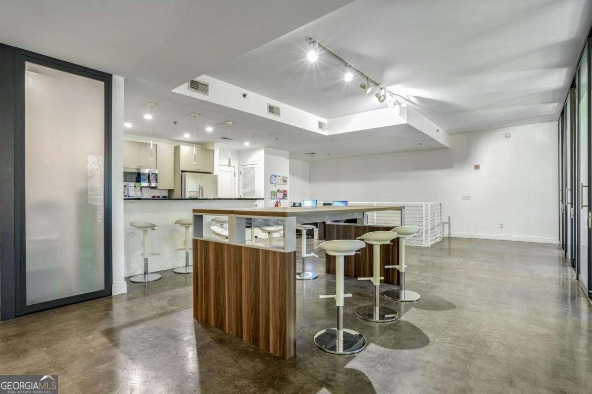 905 Juniper Street Atlanta - 7