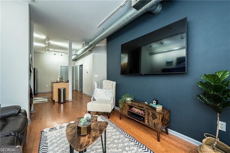 5300 Peachtree Road Atlanta - 1