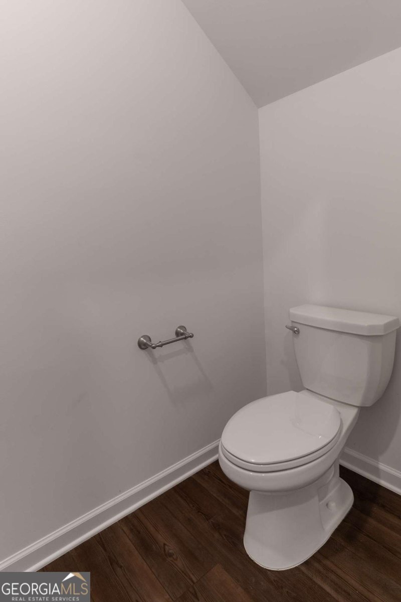 615 Groover Street Ball Ground - 16