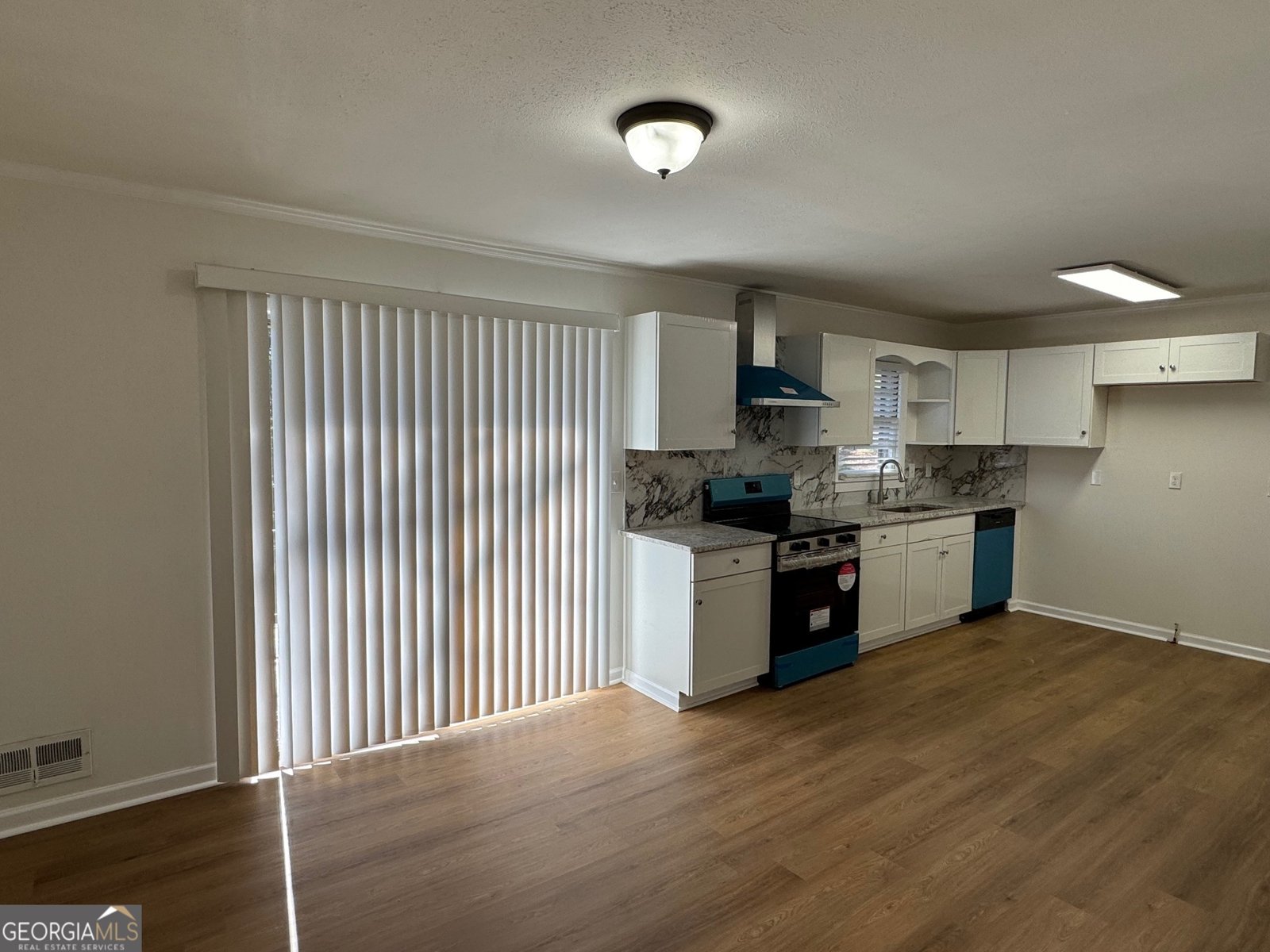 239 Andrea Circle Lilburn - 4