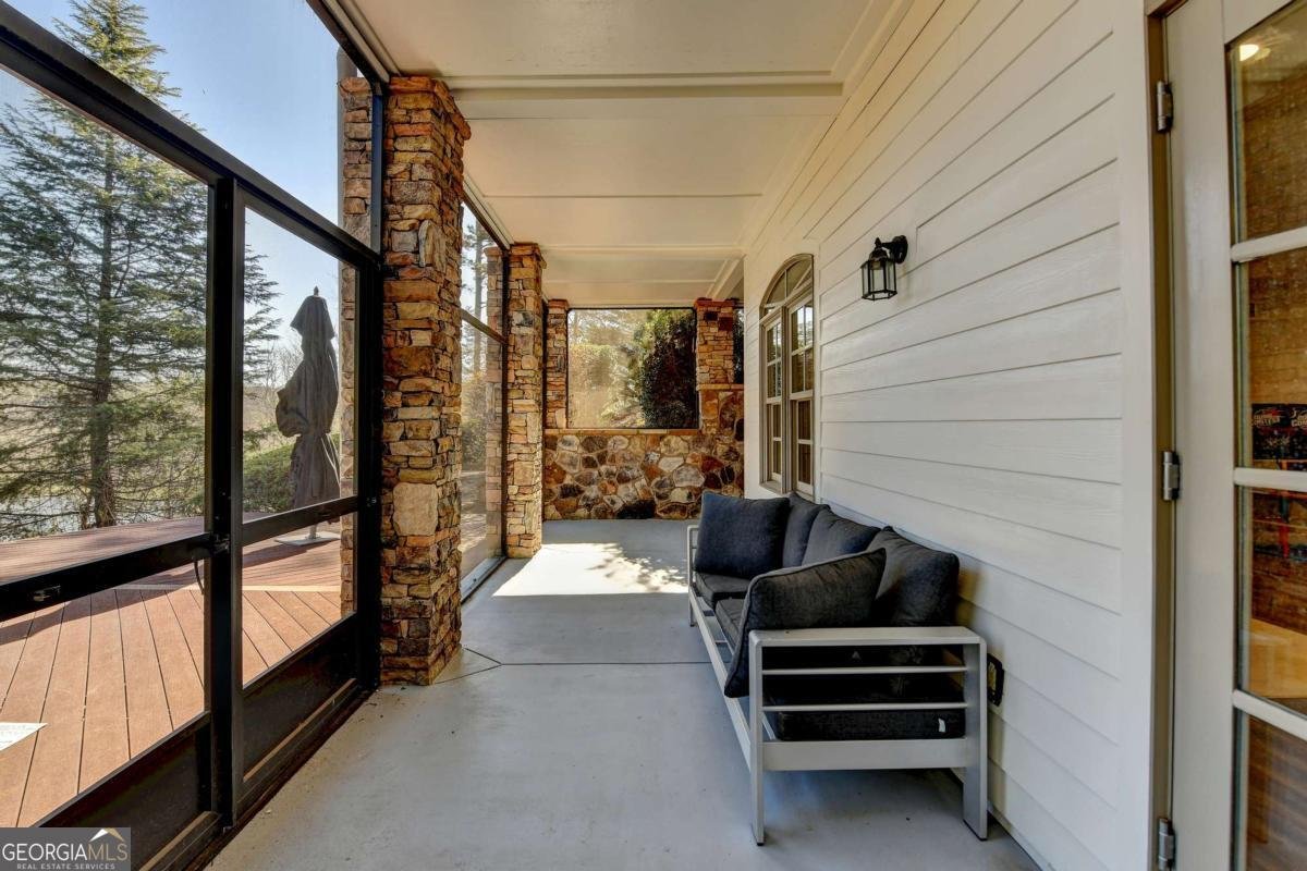 6303 Ben Parks Road Murrayville - 78