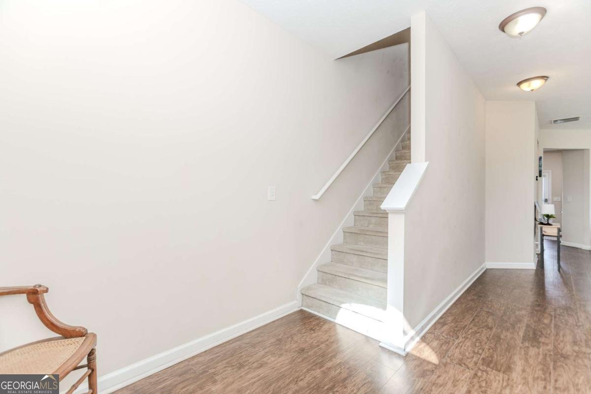 6222 Shoreview Circle Flowery Branch - 13