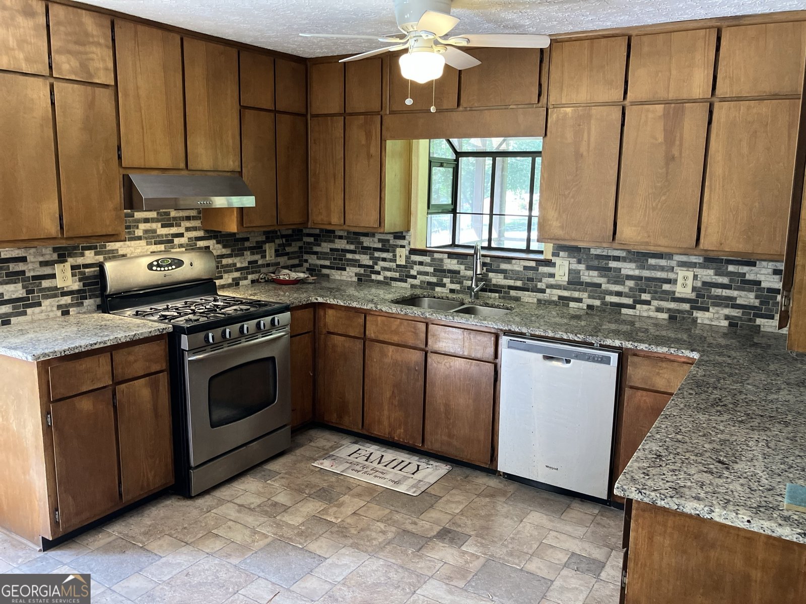 1288 Lakewood Drive Conyers - 40