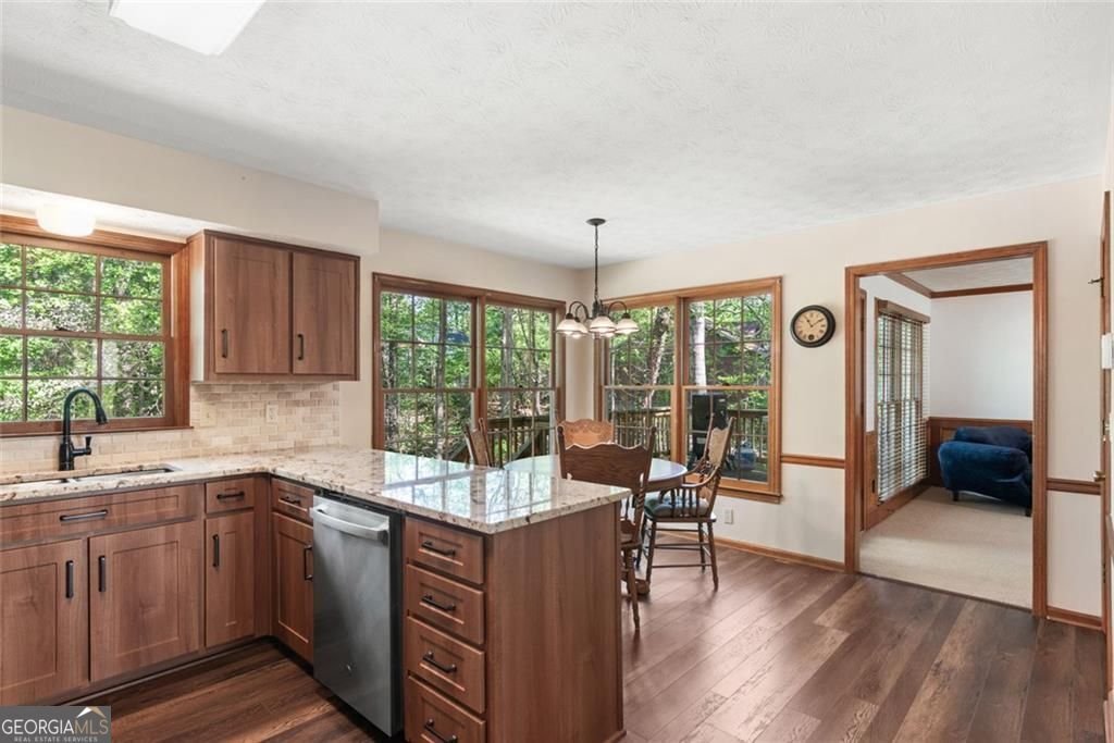 2731 Old Coach Road Duluth - 17