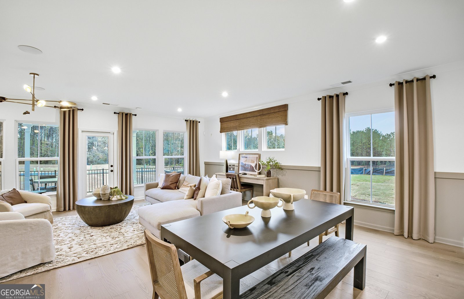 5765 5765 Tillman Way Powder Springs - 5