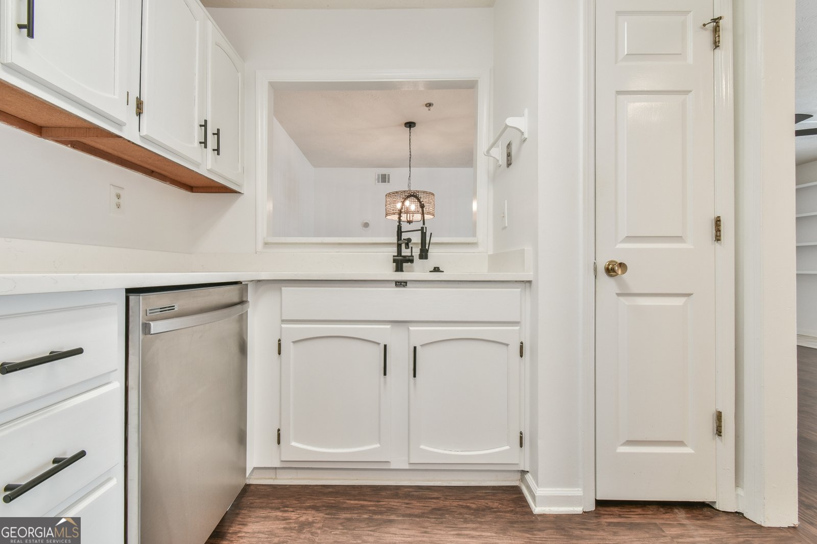808 Riverview Drive Marietta - 10