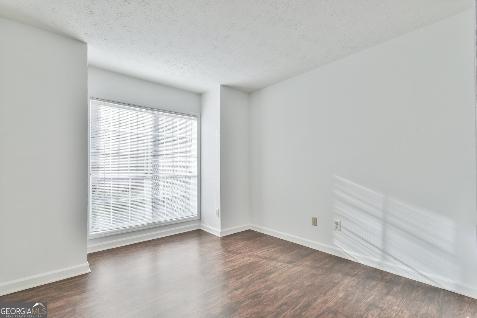 808 Riverview Drive Marietta - 21
