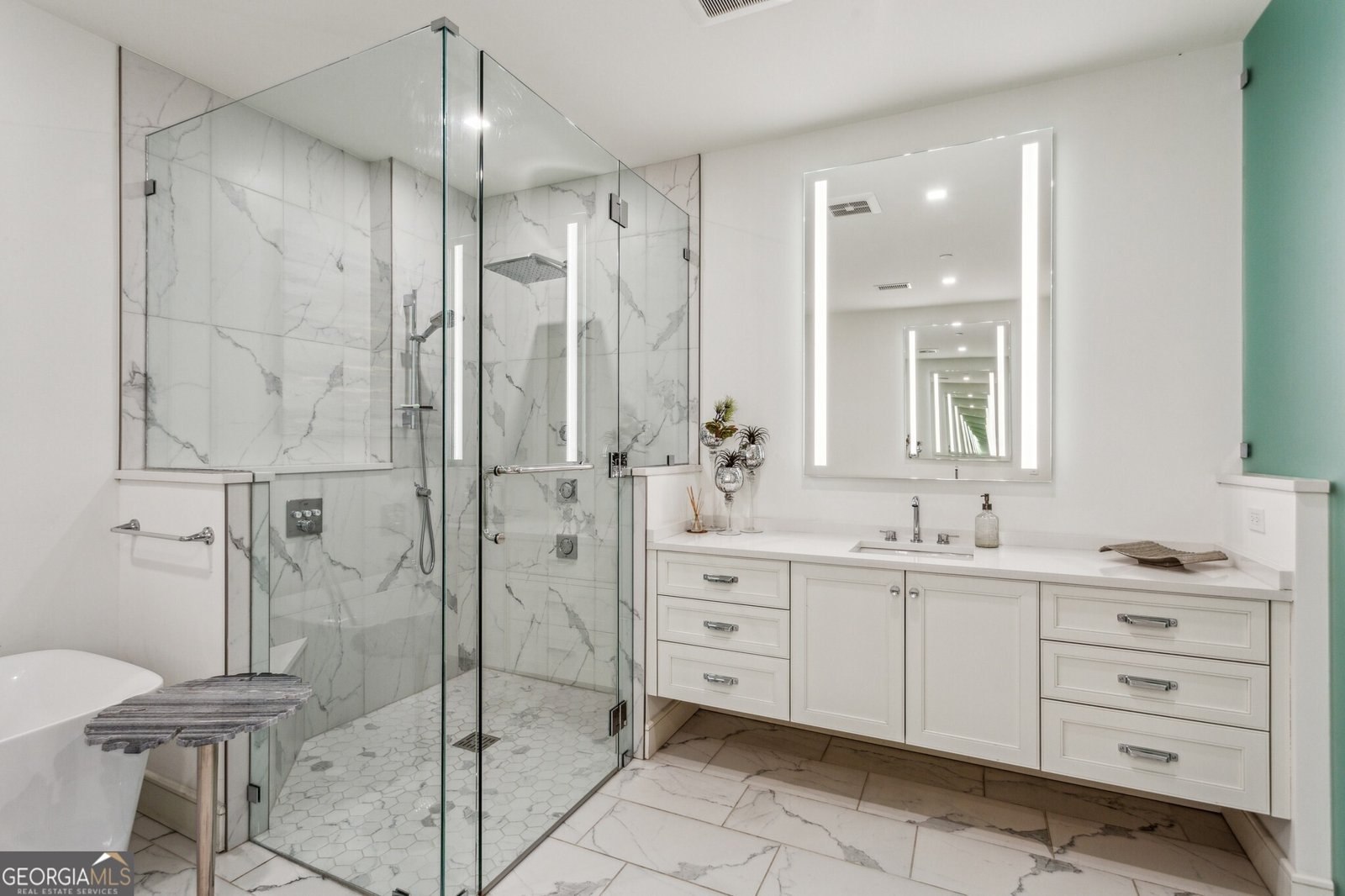 2520 Peachtree Road Atlanta - 17