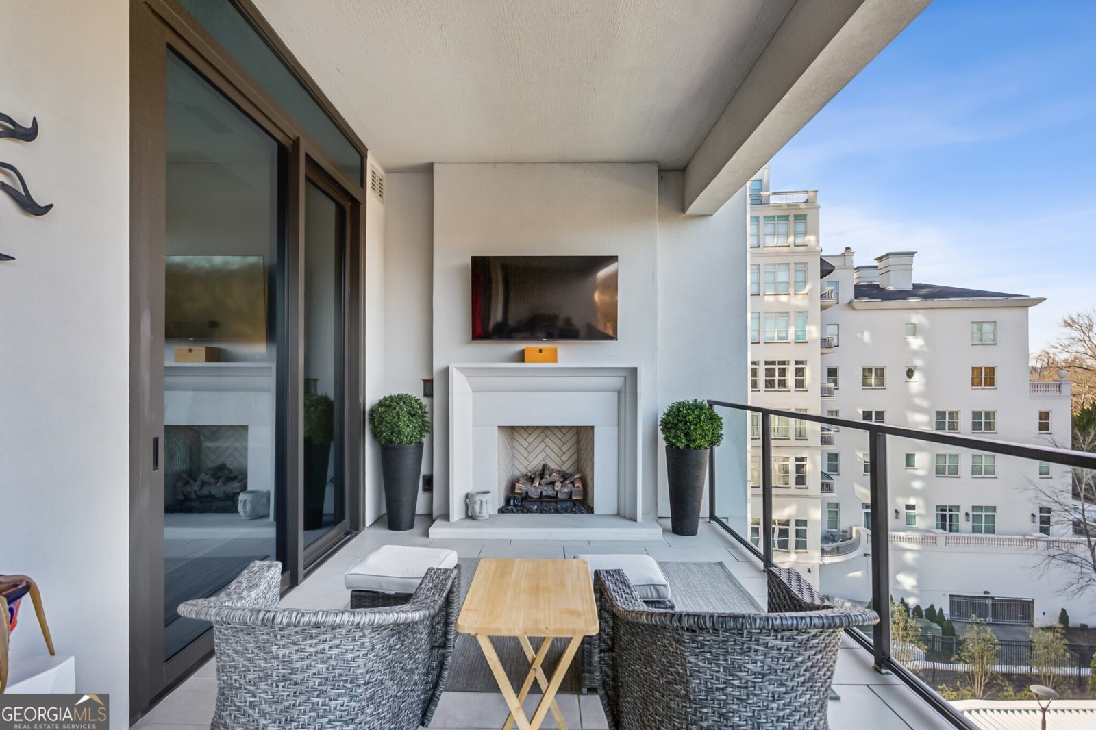 2520 Peachtree Road Atlanta - 25
