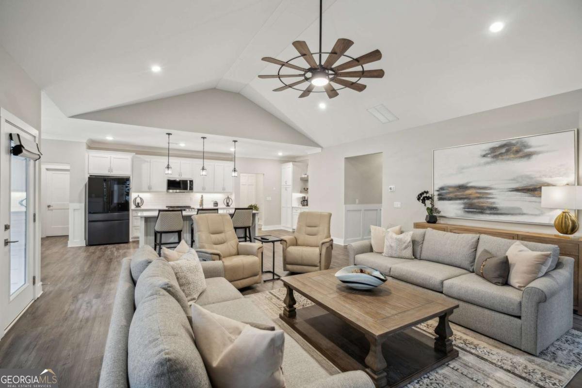 6185 White Way Gainesville - 13