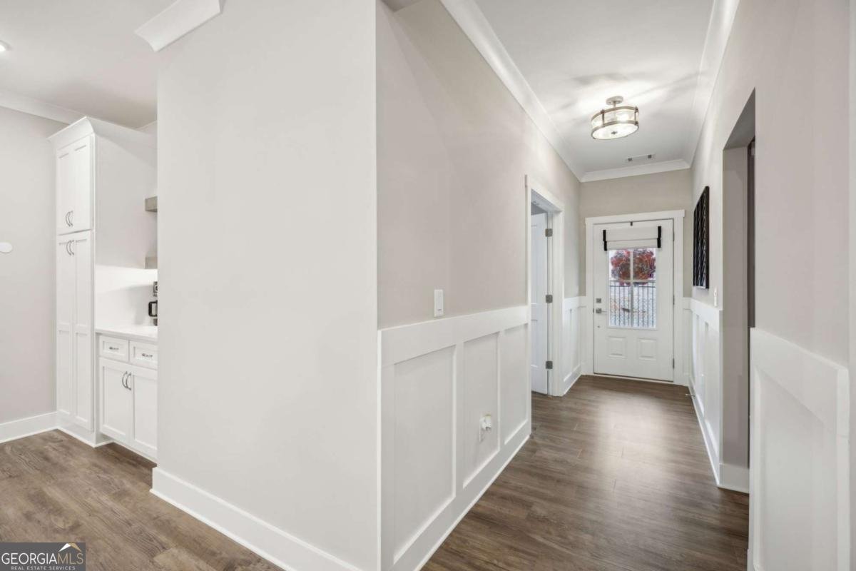 6185 White Way Gainesville - 9