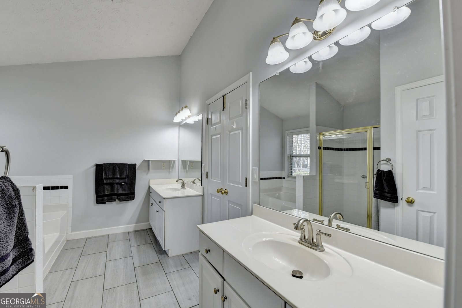 5625 Newberry Point Drive Flowery Branch - 27