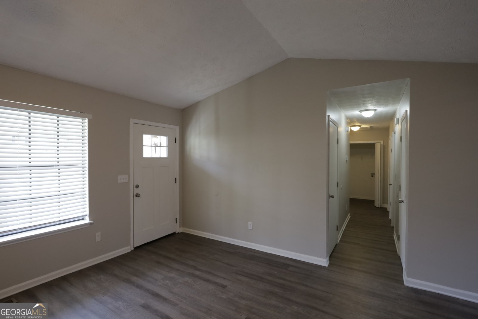 6084 Leverett Drive Lithonia - 3