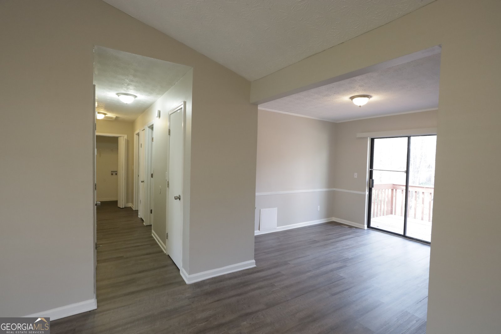 6084 Leverett Drive Lithonia - 6