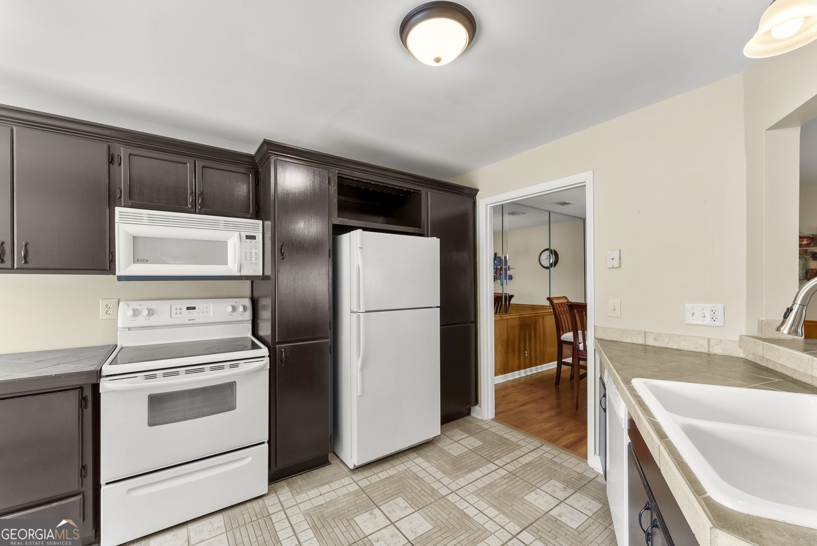 402 Mill Pond Road Roswell - 12