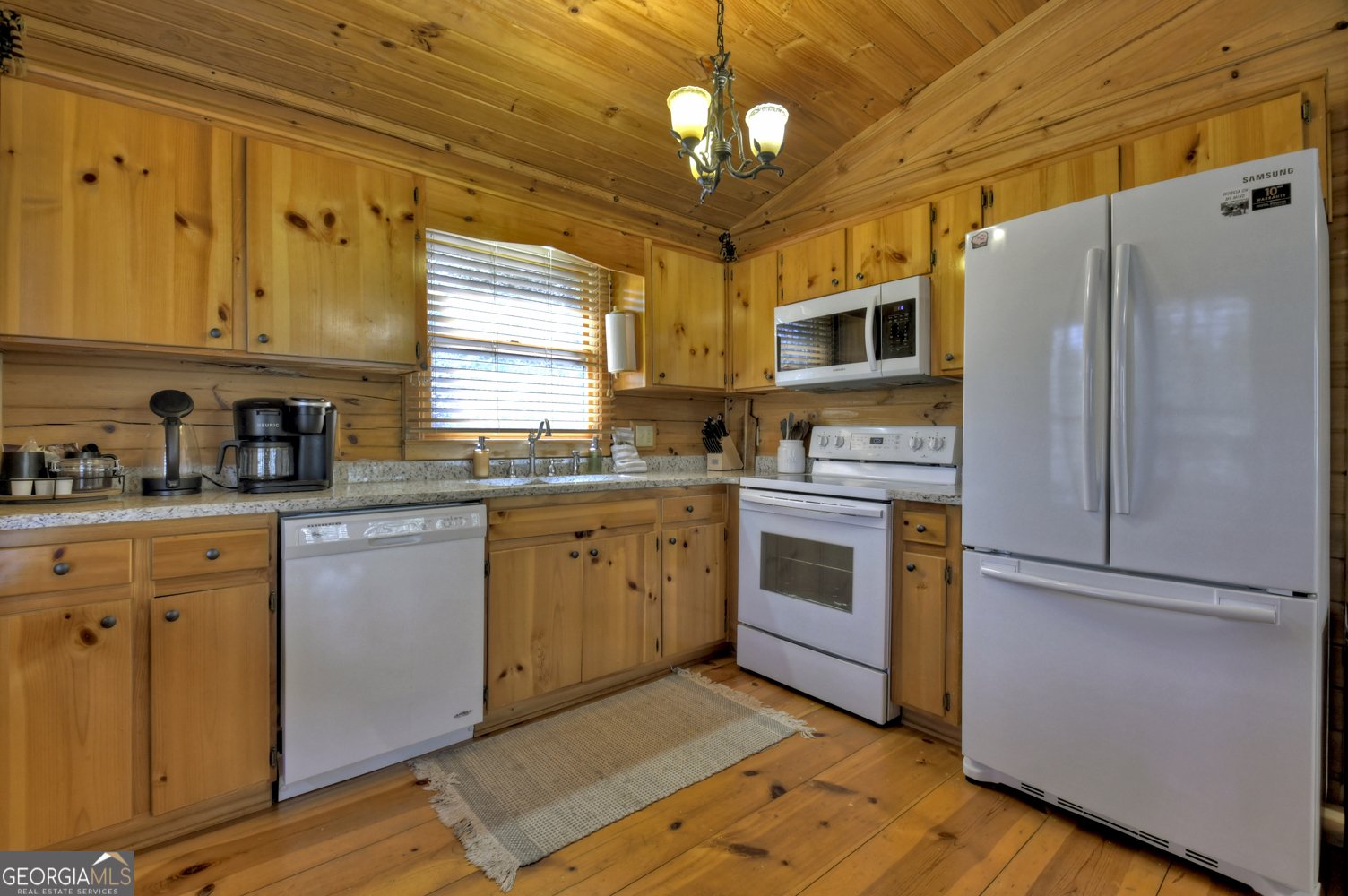 1480 Hidden Lake Drive Cherry Log - 5