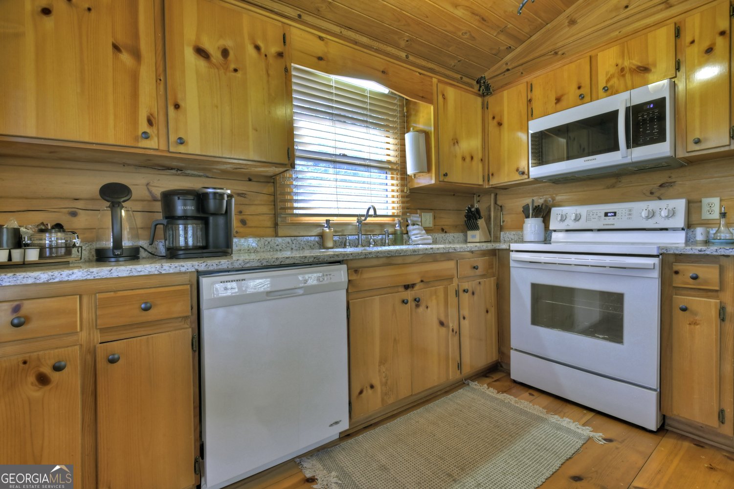 1480 Hidden Lake Drive Cherry Log - 6