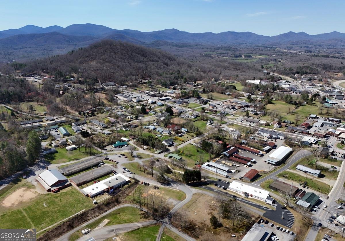 114 Kimsey Street Blairsville - 27