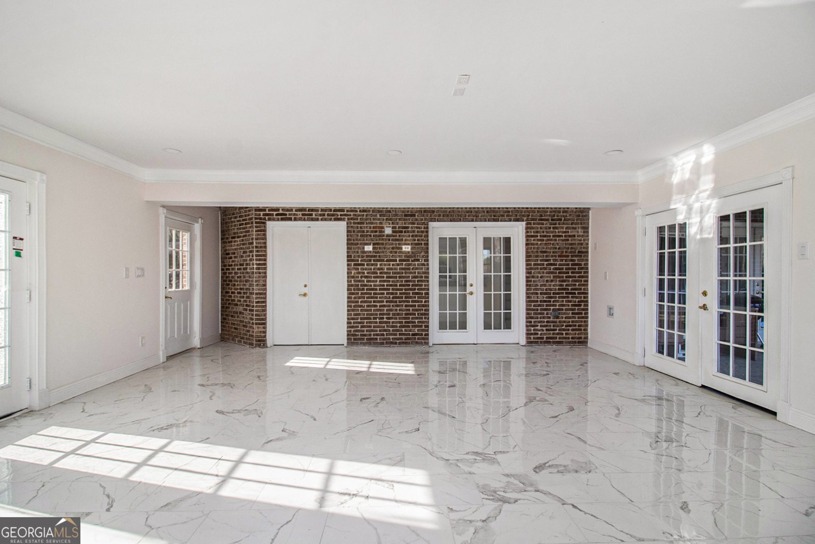 2220 Emerald Drive Jonesboro - 45