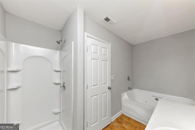 735 CRESTWELL Circle Atlanta - 23