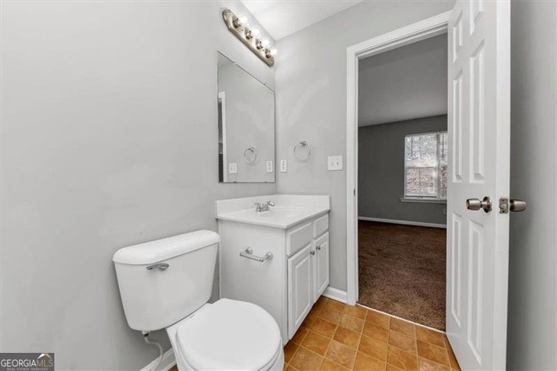 735 CRESTWELL Circle Atlanta - 28