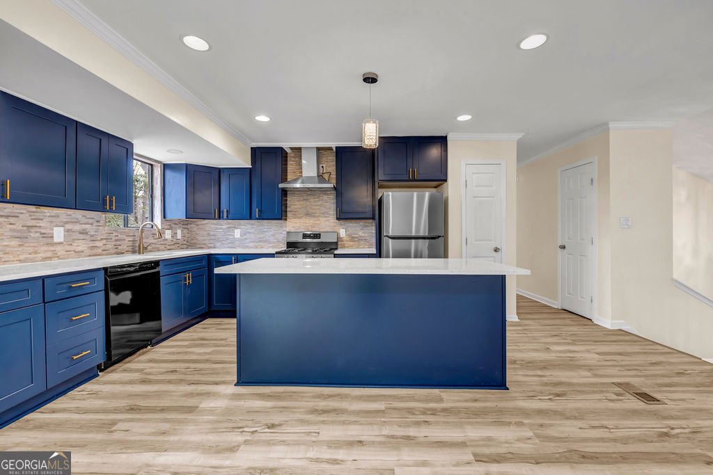 8443 Park Ridge Lane Riverdale - 8