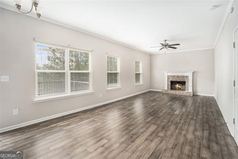 228 FIELDCREST Drive Dallas - 5
