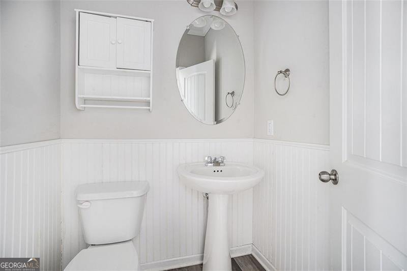 228 FIELDCREST Drive Dallas - 9