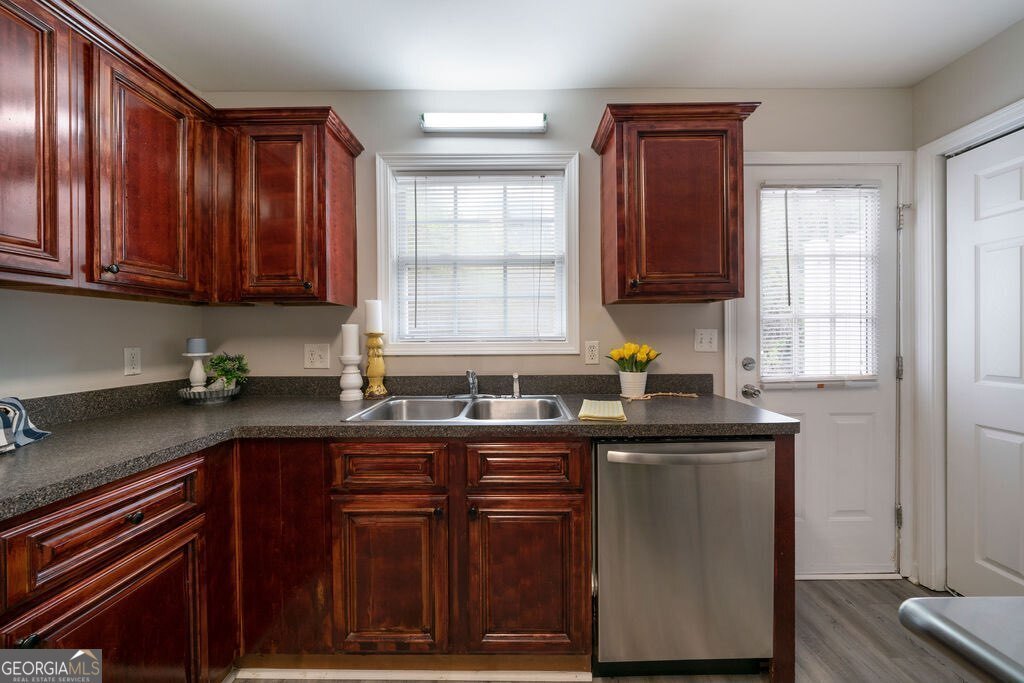 413 I Parkway Dallas - 11