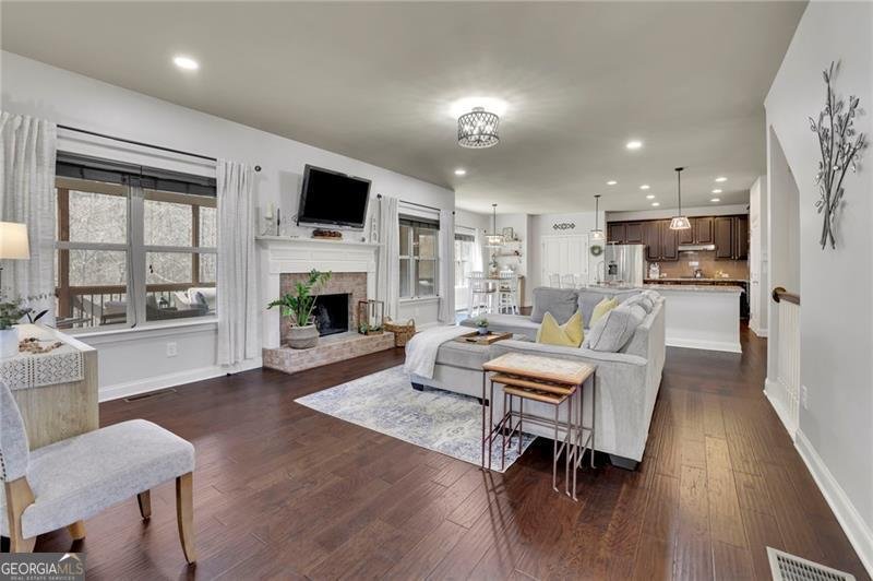 194 Lakestone Parkway Woodstock - 14