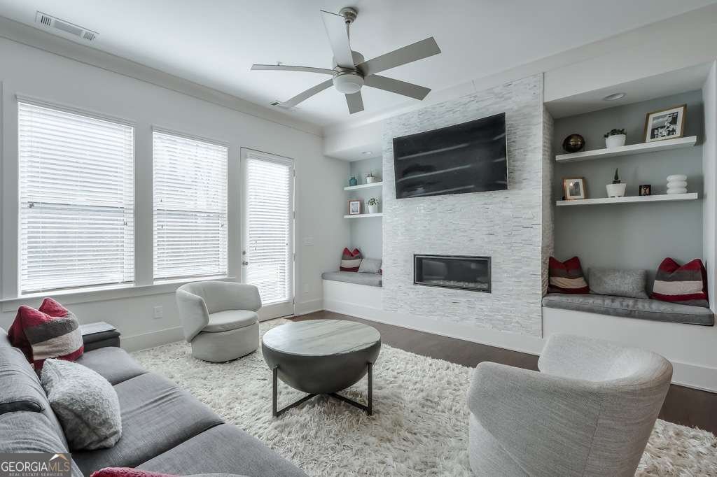 6601 Cadence Boulevard Atlanta - 22