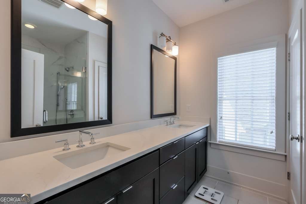 6601 Cadence Boulevard Atlanta - 33