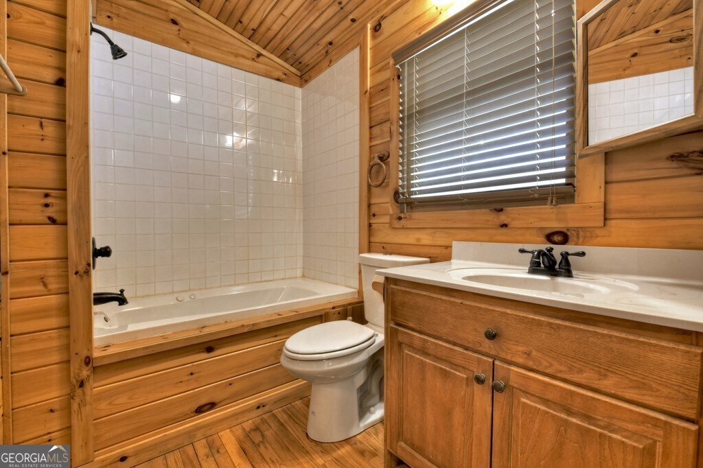 908 Cashes Valley Road Cherry Log - 52