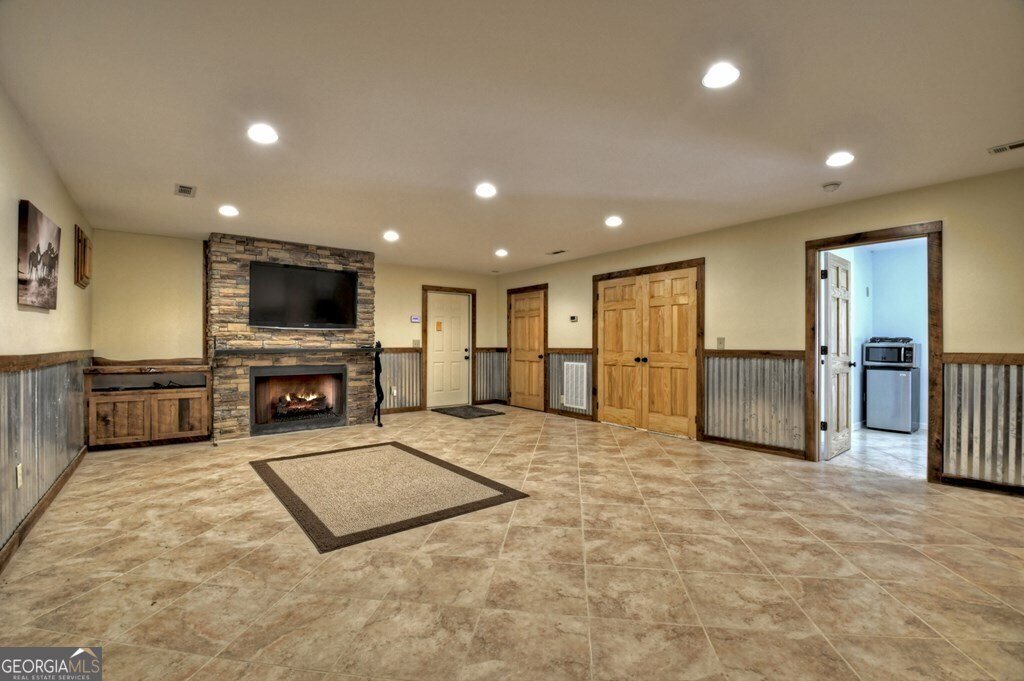 908 Cashes Valley Road Cherry Log - 58